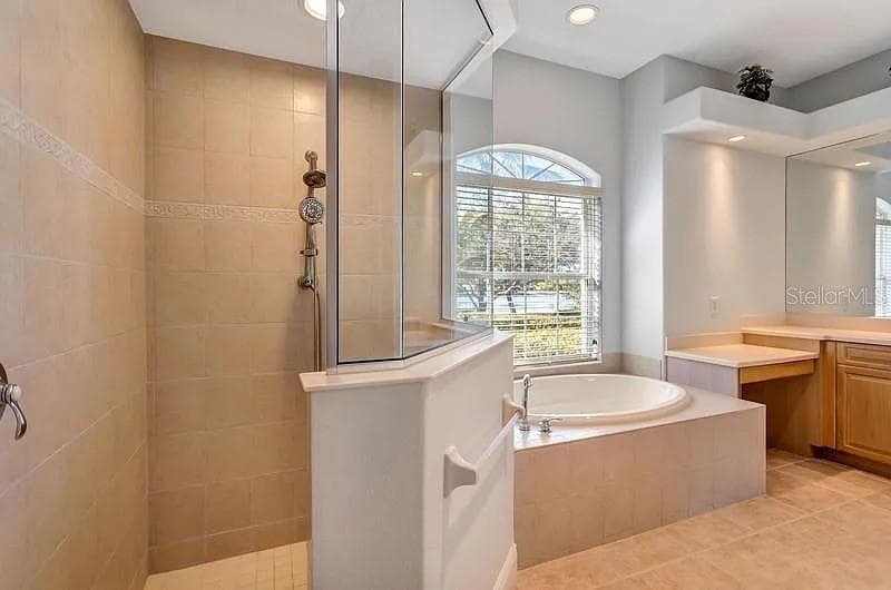1704 AMBERWYND CIRCLE W photo 17
