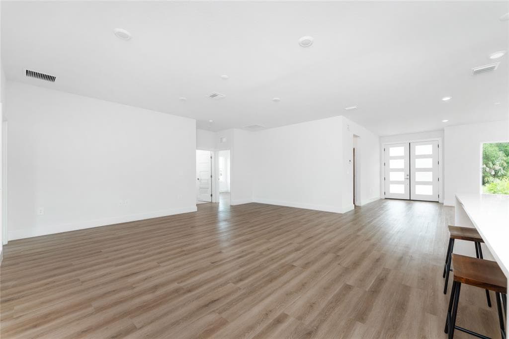 203 REDWOOD ROAD photo 11