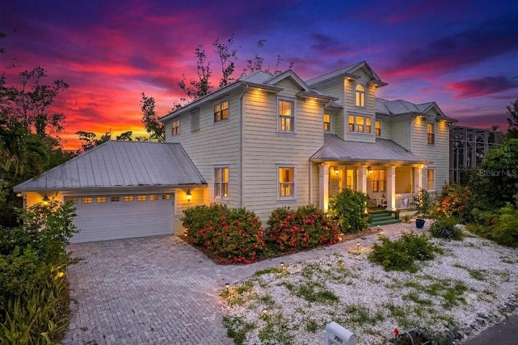 793 JUNGLE QUEEN WAY photo 6