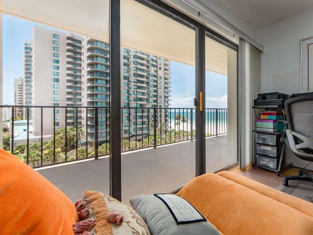 1480 GULF BOULEVARD 612 photo 20