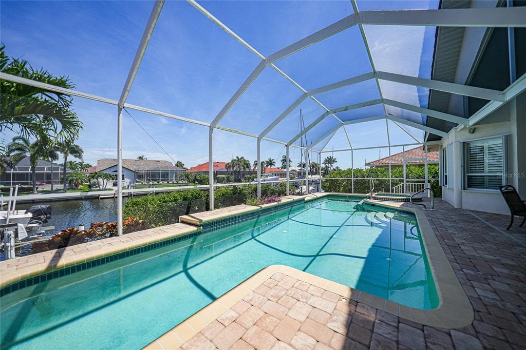 436 VALLETTA COURT photo 25