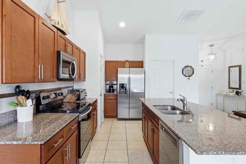 150 BAYTREE DRIVE photo 14
