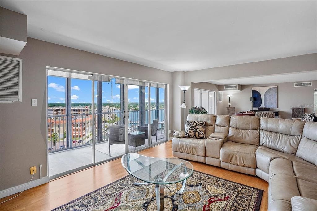 10355 PARADISE BOULEVARD 1010-1011 photo 11