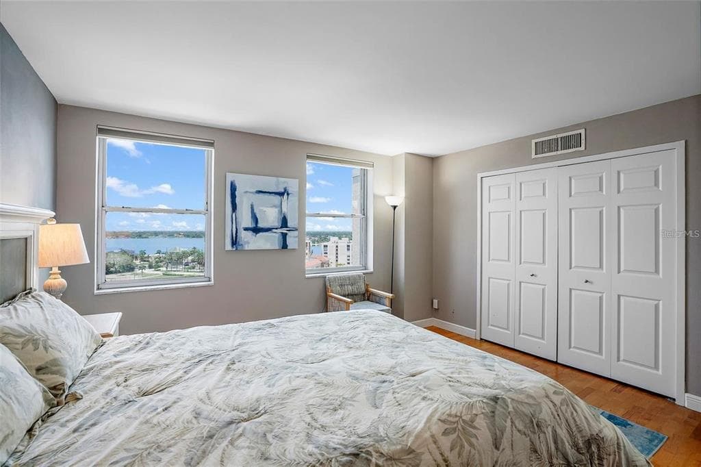 10355 PARADISE BOULEVARD 1010-1011 photo 19