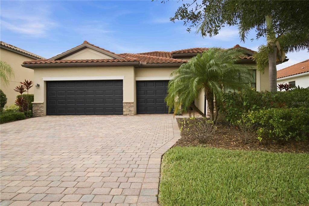 13422 SAW PALM CREEK TRAIL photo 4