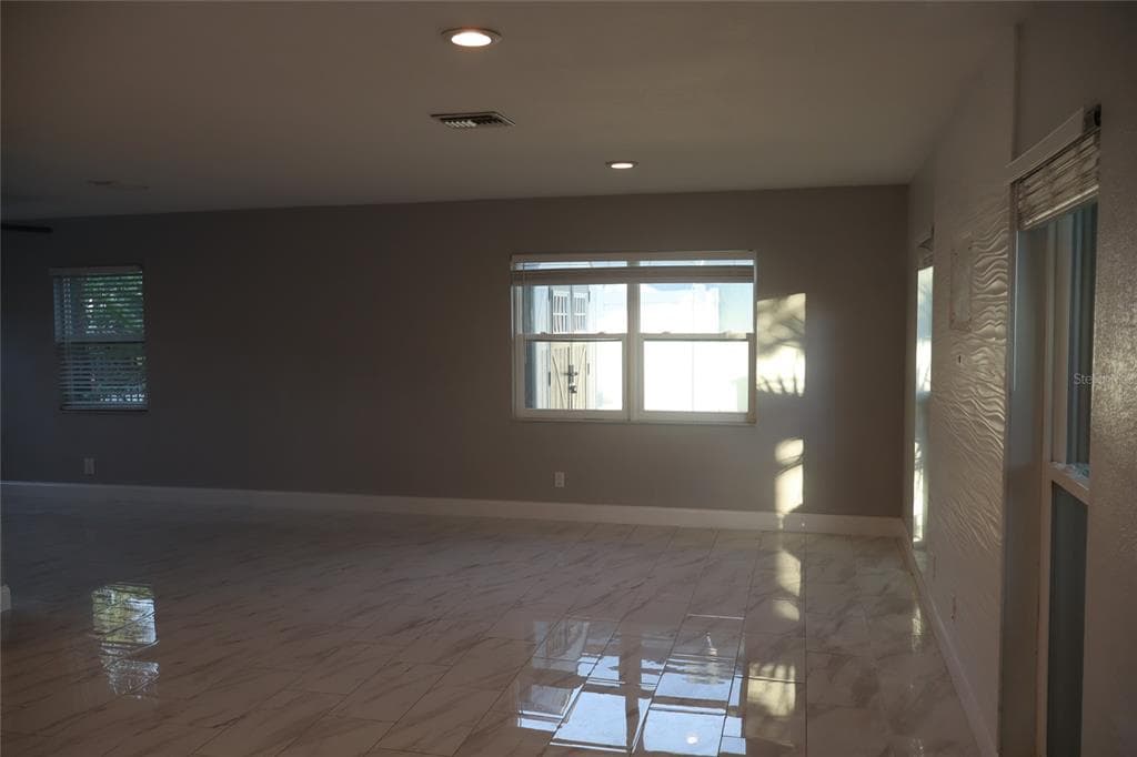 1019 SPINDLE PALM WAY photo 14