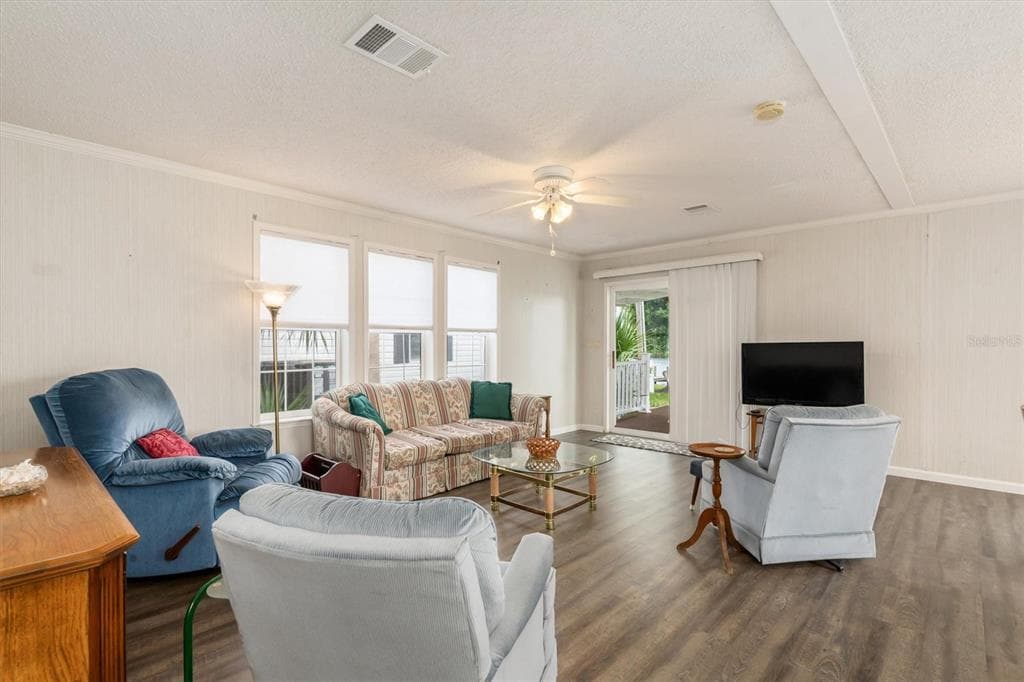8320 RIVERSIDE DRIVE 99 photo 10