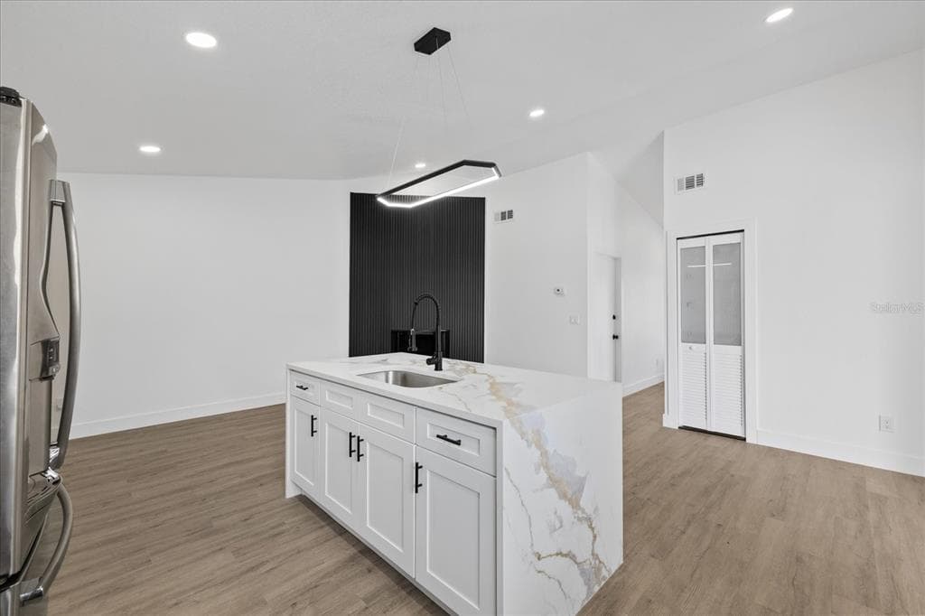 10609 OUT ISLAND DRIVE photo 15