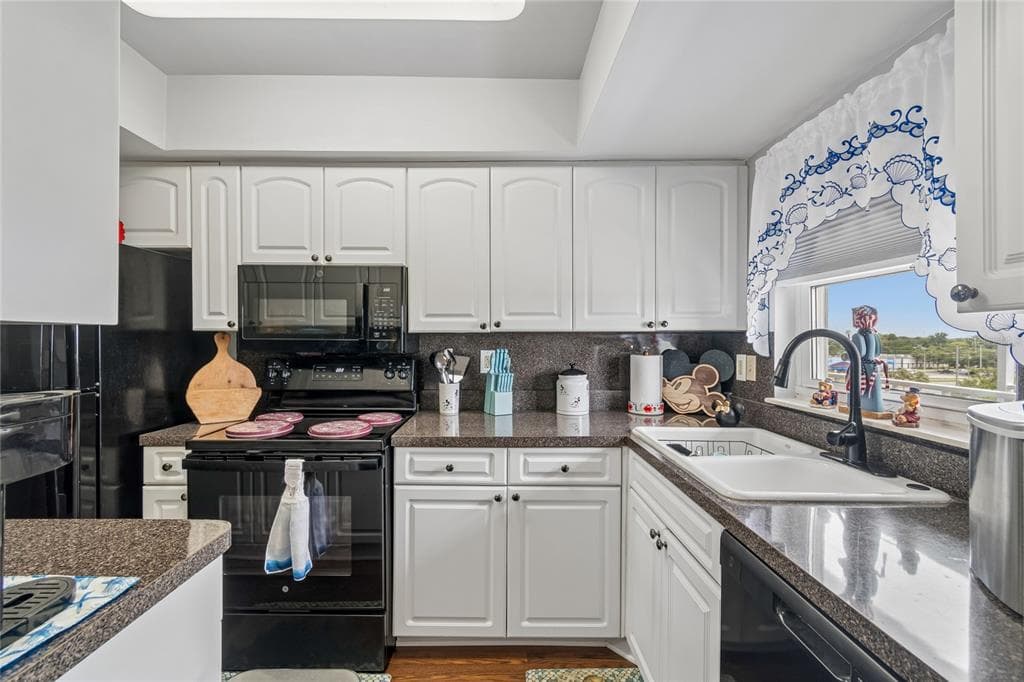 4939 FLORAMAR TERRACE 610 photo 13