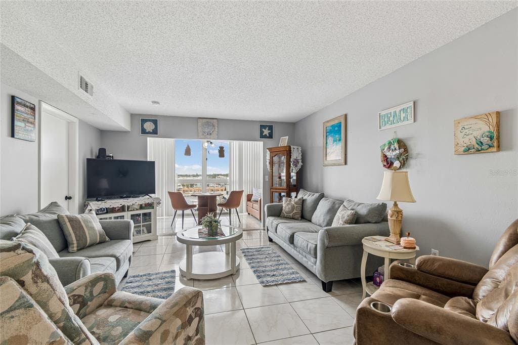 4939 FLORAMAR TERRACE 610 photo 16