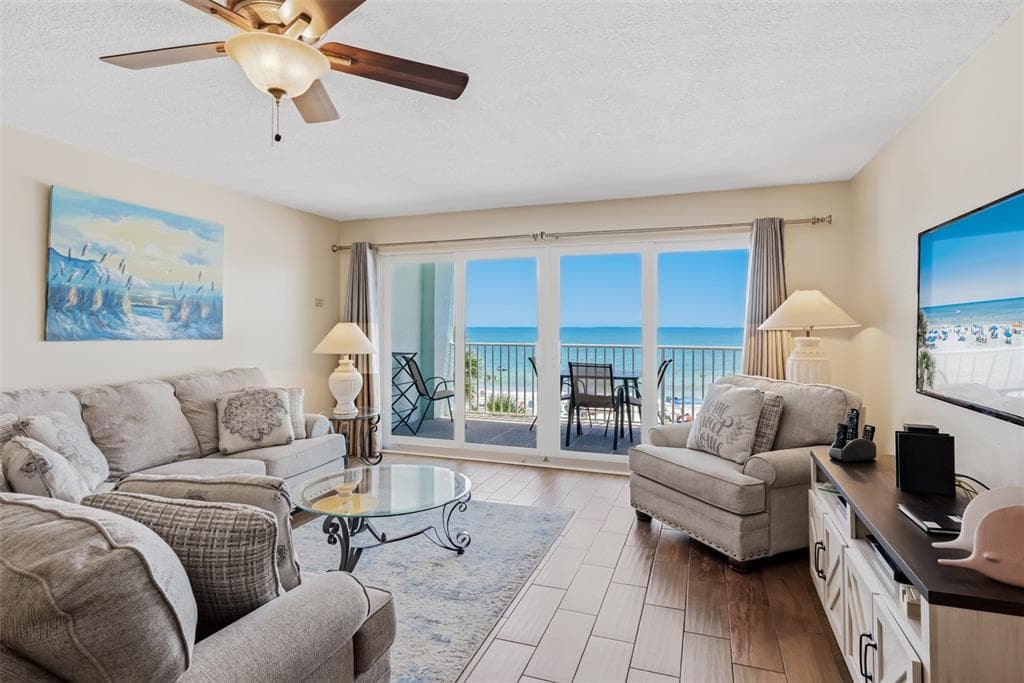 17200 GULF BOULEVARD 202 photo 3