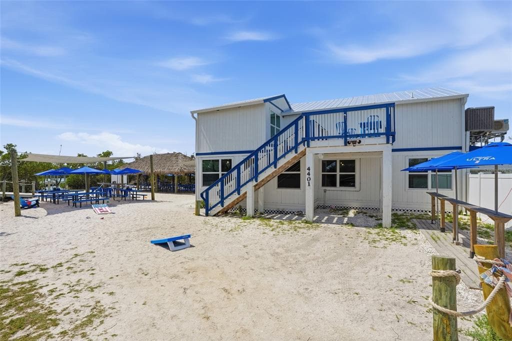211 KINGFISHER DRIVE photo 12
