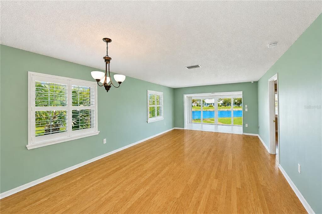 9425 ANDOVER CIRCLE photo 15