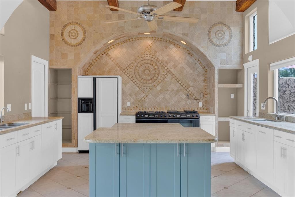 1005 PIANO LANE photo 14