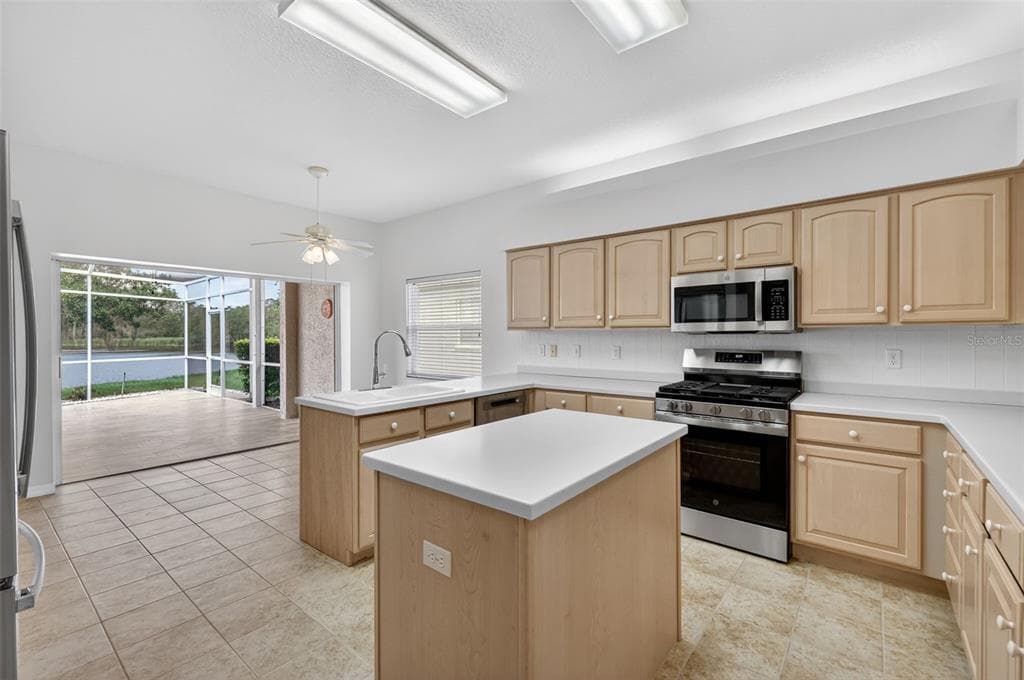 4856 WESTCHESTER COURT photo 6