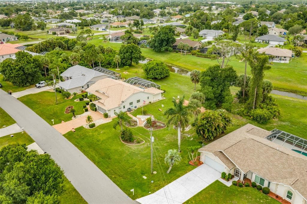 175 MARACAL WAY photo 4