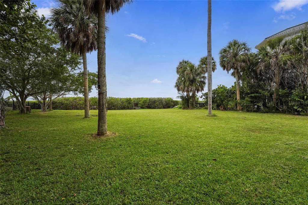 7538 WESTMORELAND DRIVE photo 3