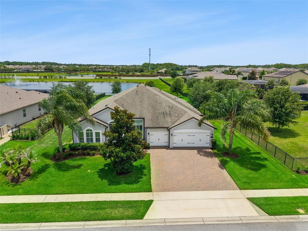 17506 LAGODA LANE photo 1