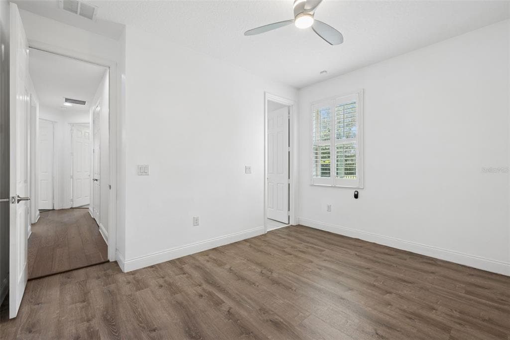 17506 LAGODA LANE photo 24