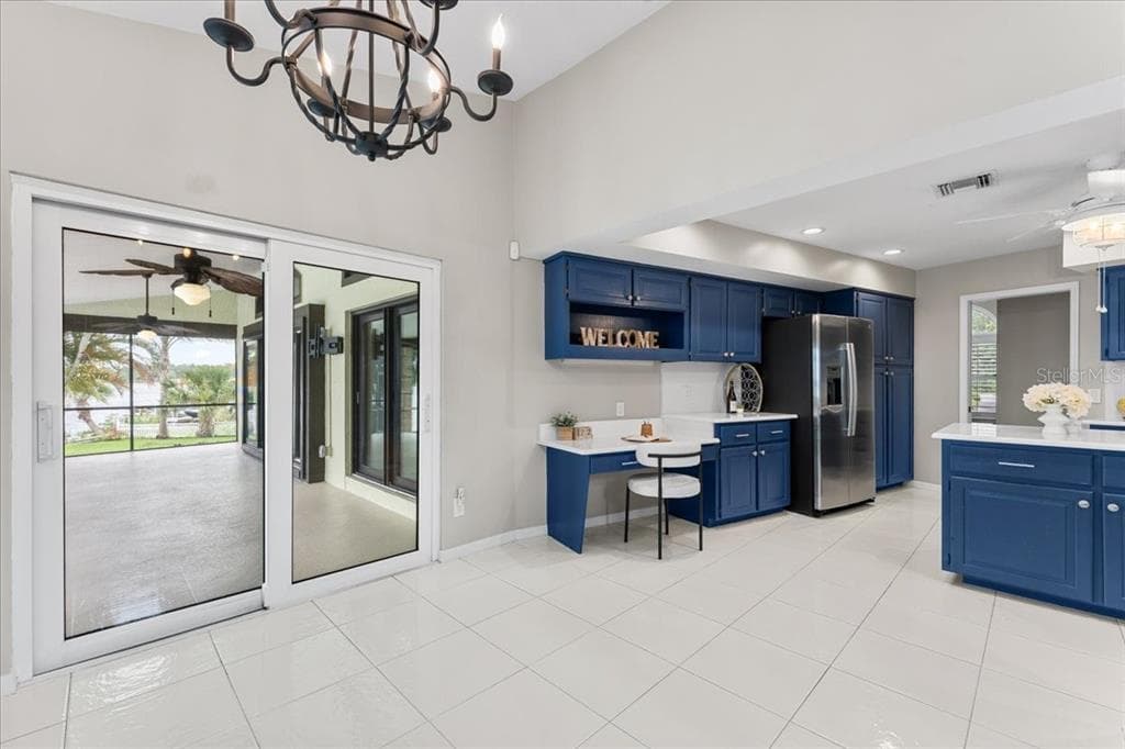 1589 MARY LANE photo 18