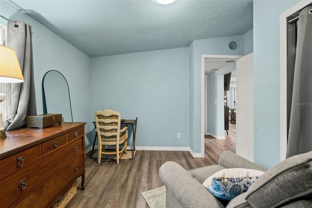 6380 RICHARD DRIVE photo 23