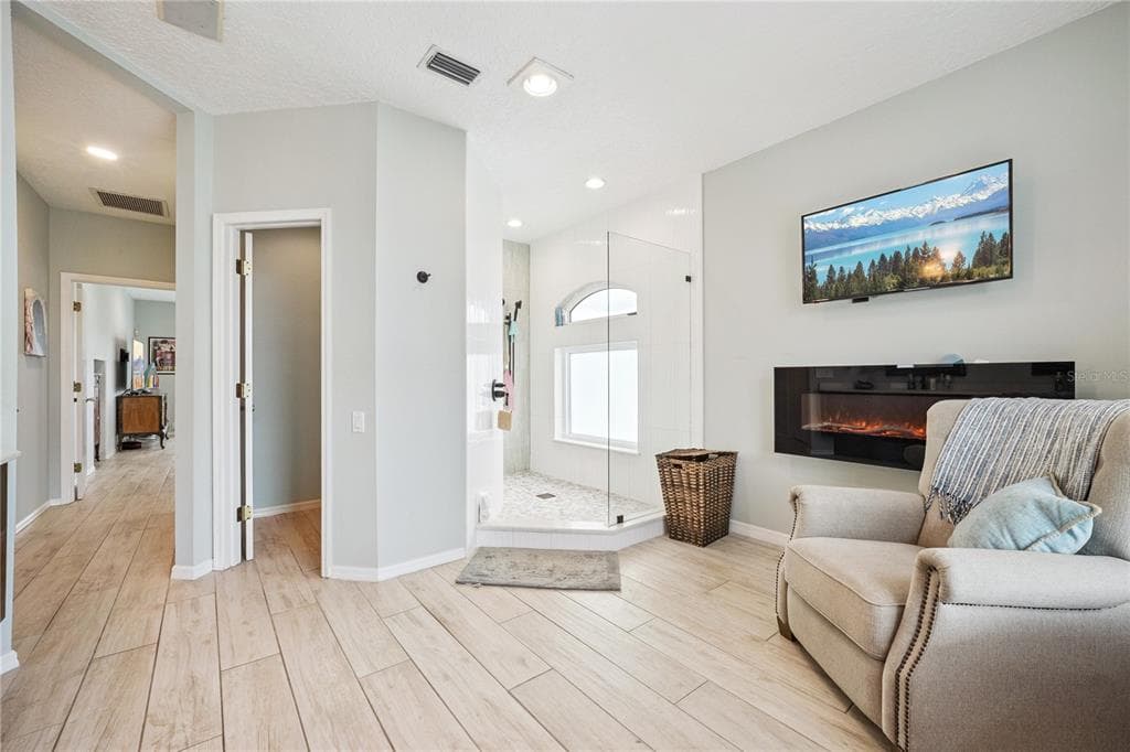807 CHIPAWAY DRIVE photo 22