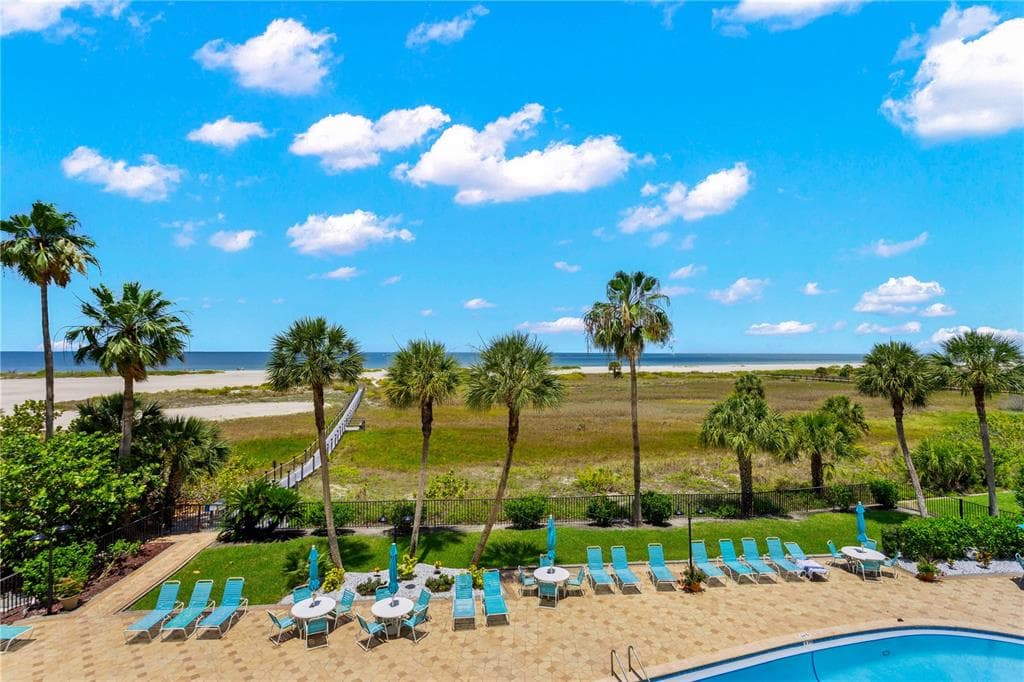 1250 GULF BOULEVARD 302 photo 16