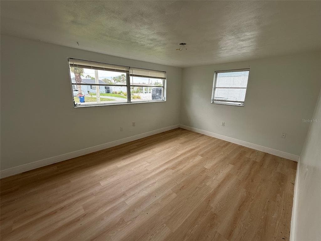 12739 3RD ISLE photo 16