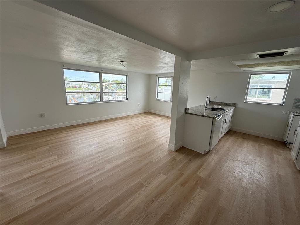 12739 3RD ISLE photo 14