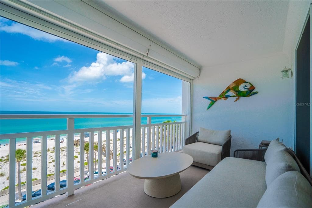 555 GULF WAY 6S photo 5