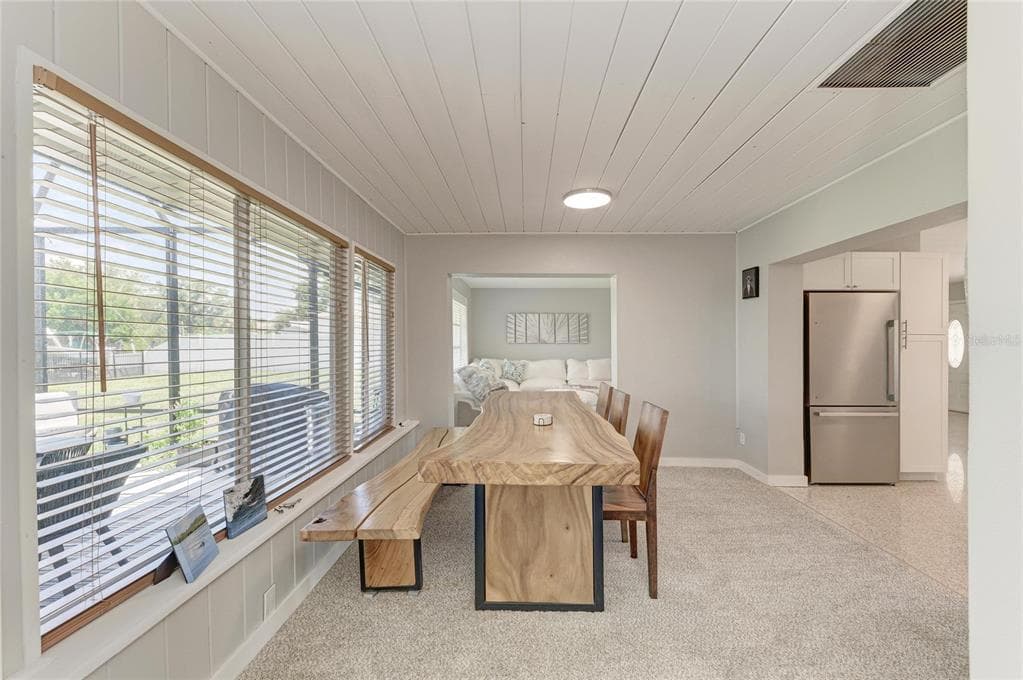 302 DONA DRIVE photo 25