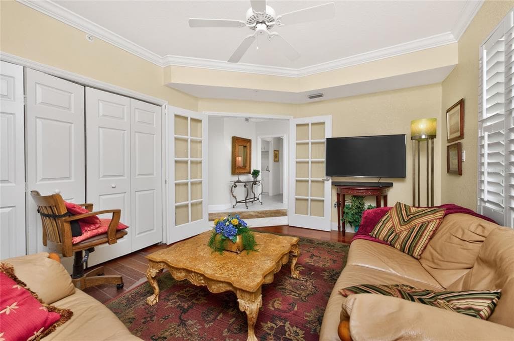 200 HARBOR WALK DRIVE 233 photo 16