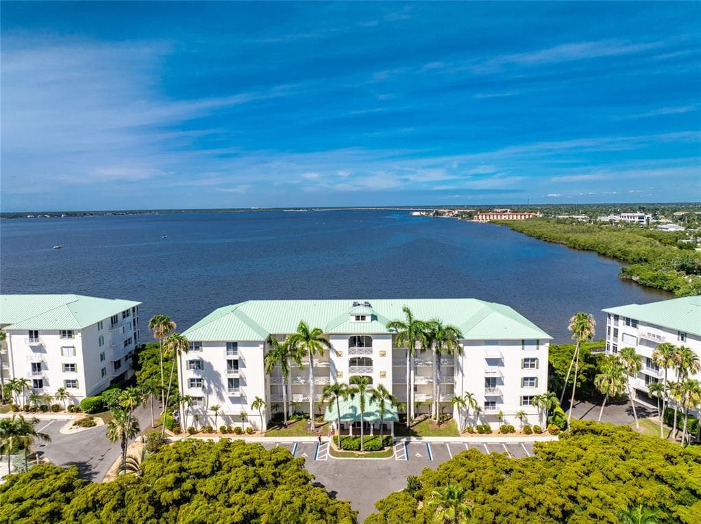 200 HARBOR WALK DRIVE 233 photo 14