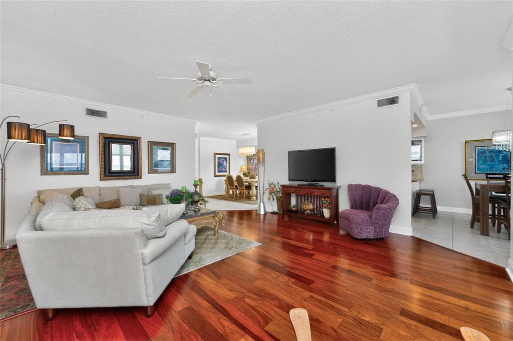 200 HARBOR WALK DRIVE 233 photo 19