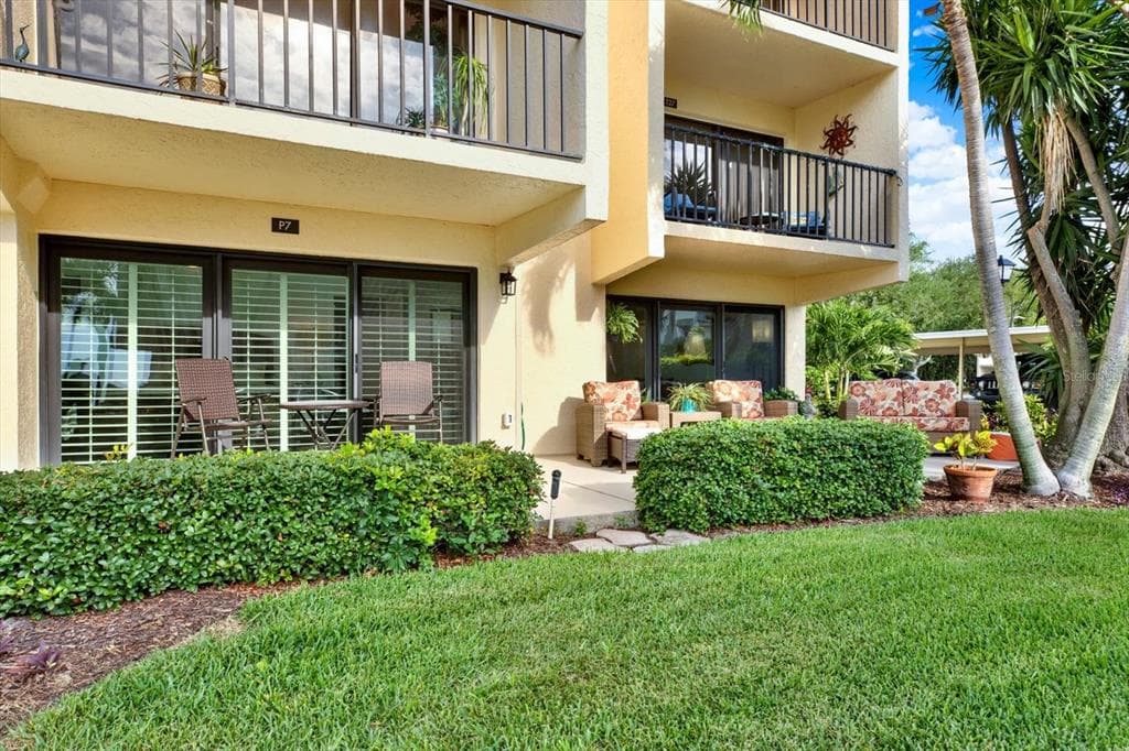 7530 SUNSHINE SKYWAY LANE S P7 photo 20