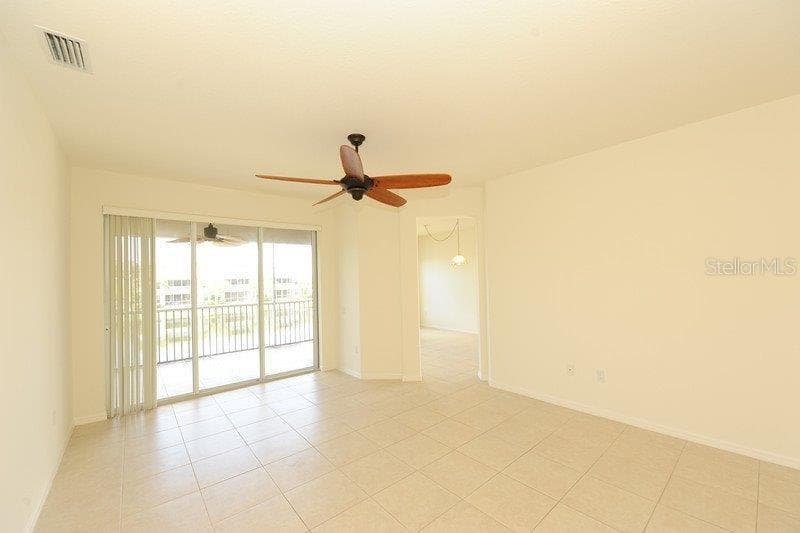 7106 PROSPERITY CIRCLE 1201 photo 11