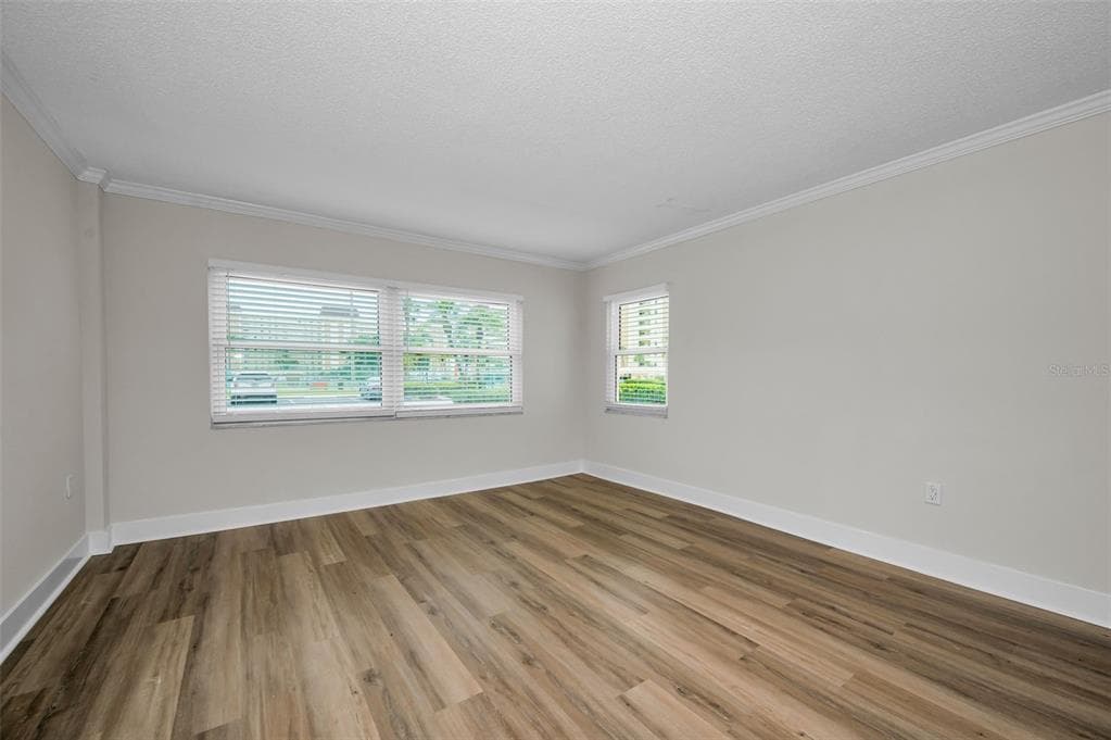 4650 COVE CIRCLE 105 photo 20