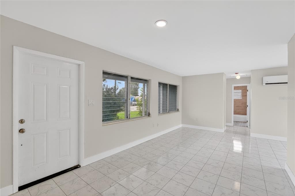 691 SHARON CIRCLE photo 23