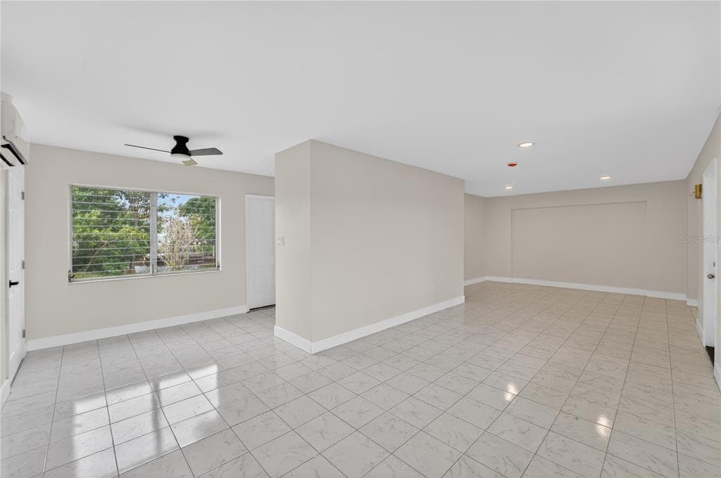 691 SHARON CIRCLE photo 24