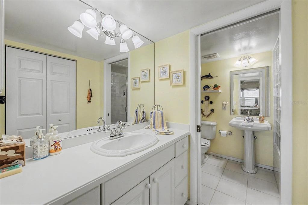 7 ELGIN PLACE 508 photo 15