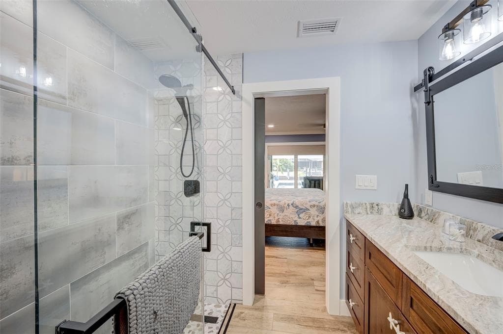 1820 SE 36TH TERRACE photo 19