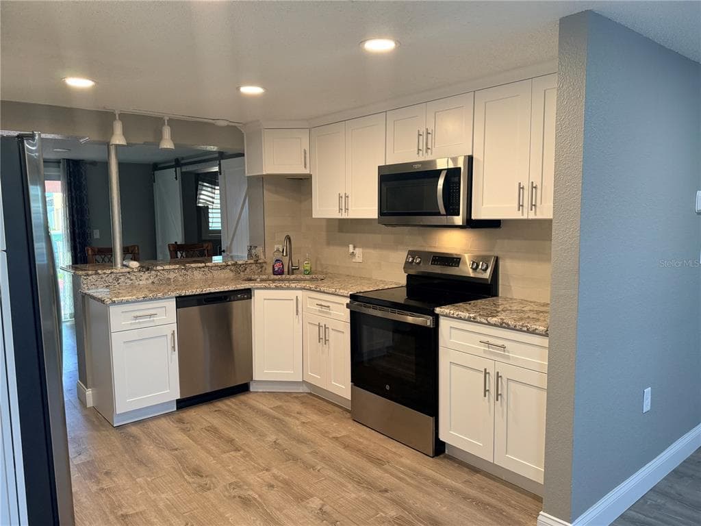 6623 BOATYARD DRIVE photo 9