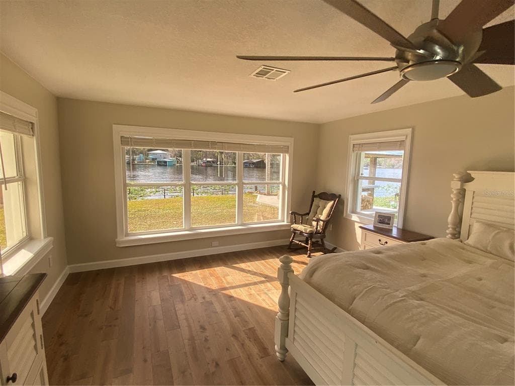 1645 SPRING GARDEN DRIVE photo 16