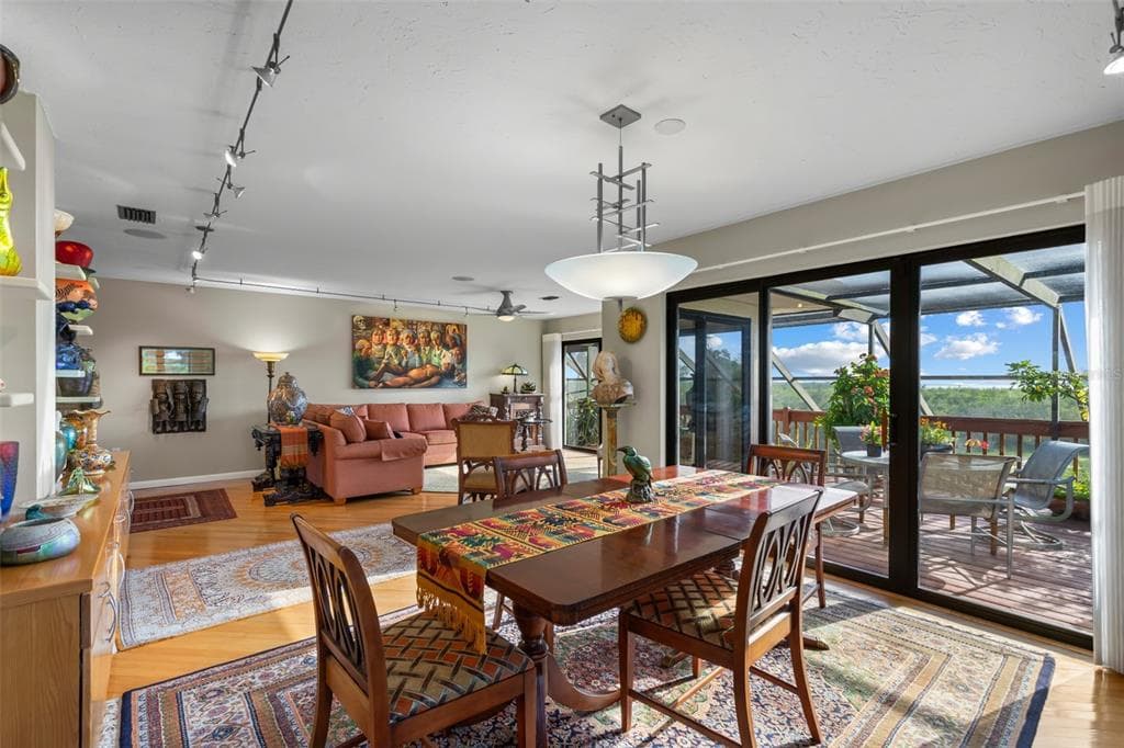 609 42ND STREET COURT W photo 21