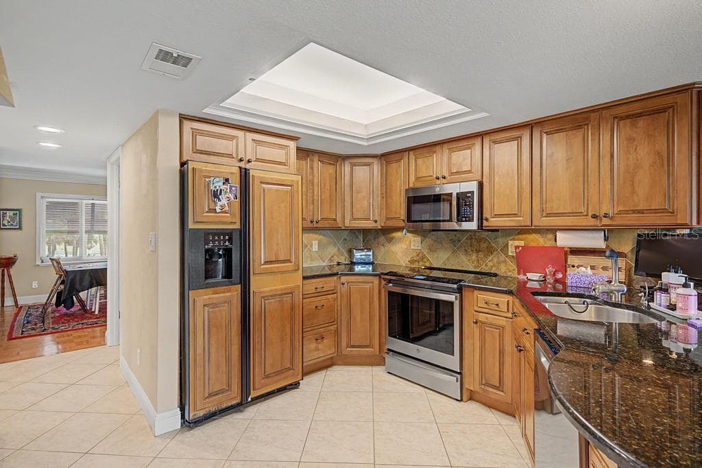 1375 PINELLAS BAYWAY 30 photo 25