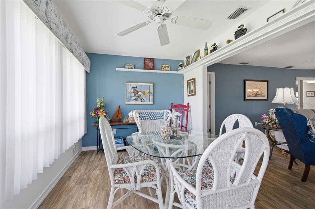 402 KETCH WAY 402 photo 14