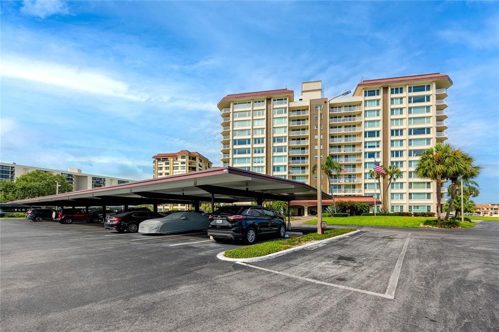 736 ISLAND WAY 1001 photo 7