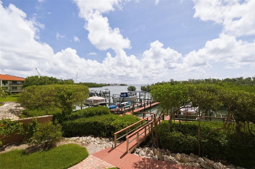 1645 PINELLAS BAYWAY S A1 photo 19