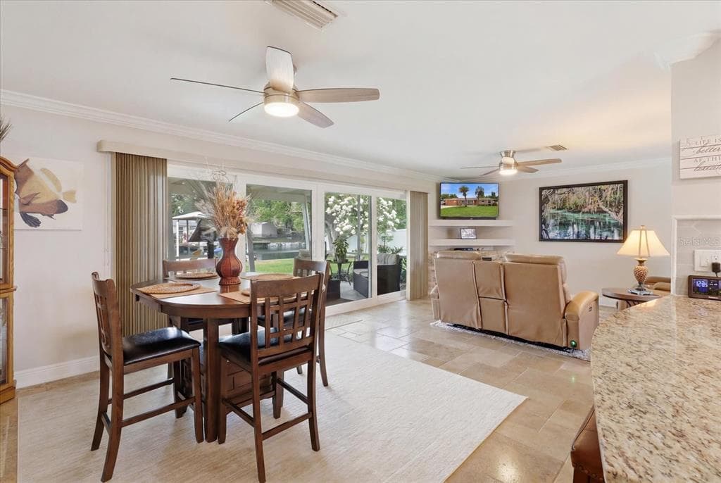 1302 SE PARADISE AVENUE photo 12