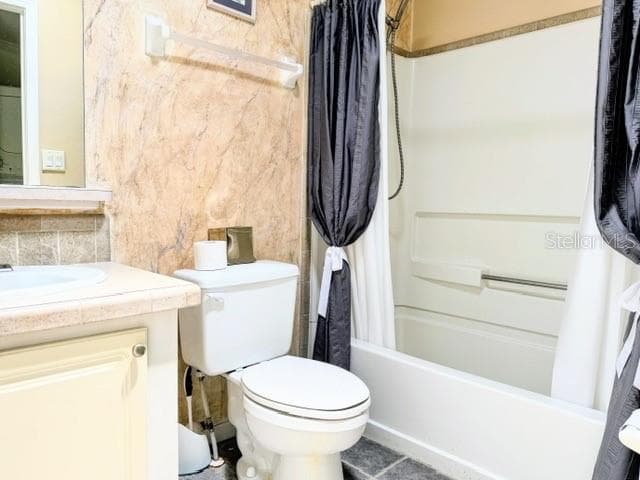 805 S WATERWAY photo 16